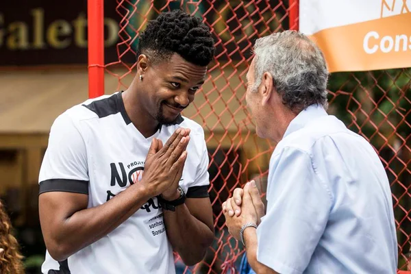 Bom Sucesso: Ramon lança projeto social Nós do Basquete