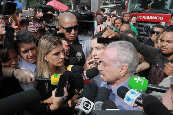 Após vaias, Marun diz que visita de Temer a escombros foi “corajosa”