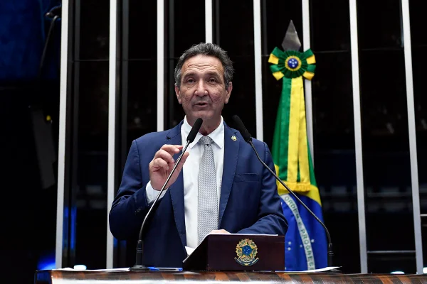 Lucas Barreto senador