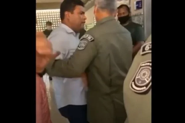 Deputado briga