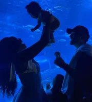 Yuri Lima e Iza posam com Nala durante passeio Yuri Lima e Iza posam com Nala durante passeio