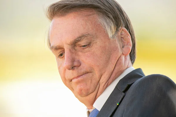 Bolsonaro sobre vacina: “A obrigatoriedade vira uma irresponsabilidade”