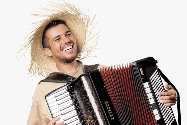 Luan Estilizado