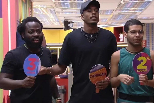 BBB22: Douglas, Paulo André e Vinicius debatem sobre capacitismo