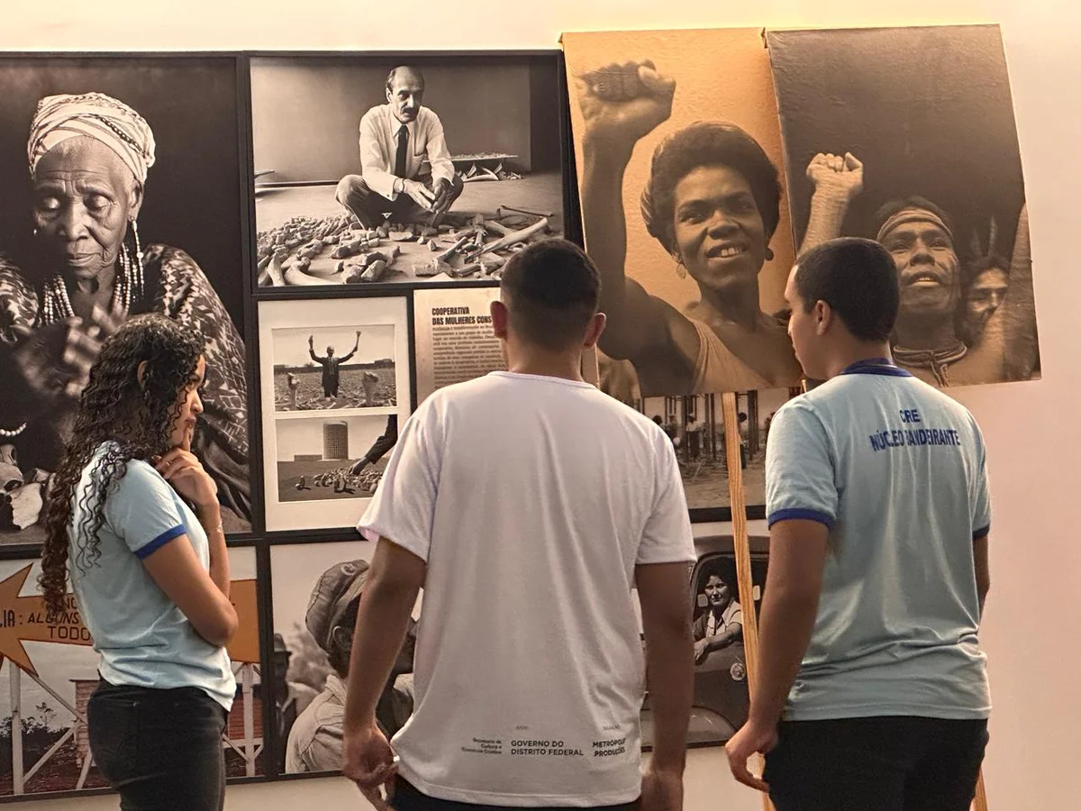 A exposição fica em cartaz até outubro A exposição fica em cartaz até outubro