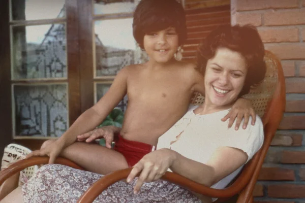Filho de Elis Regina sobre novo documentário: “Tudo que lembro está ali” - destaque galeria