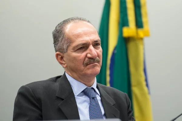 Aldo Rebelo diz não saber da “hipótese” de ele assumir Ministério da Defesa