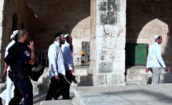 Israel barra entrada de palestinos na Cidade Velha de Jerusalém