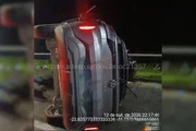 Acidente com carro de luxo deixa 2 mortos na Rio-Santos, em Bertioga - imagem 2