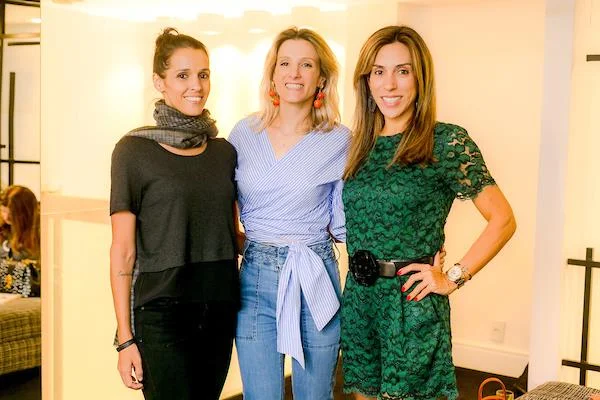 Ilca Estevão de Oliveira, Mayra Perin e Ana Luiza Favato Ilca Estevão de Oliveira, Mayra Perin e Ana Luiza Favato