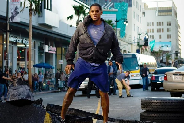 Programação do Corujão: Rede Globo exibe filme Hancock hoje (13)