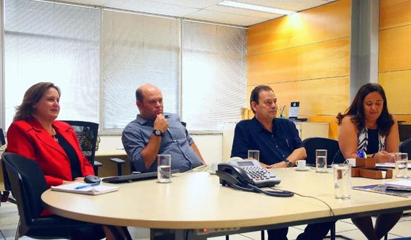 Norte-americanos conhecem Caesb: referência em esgoto condominial