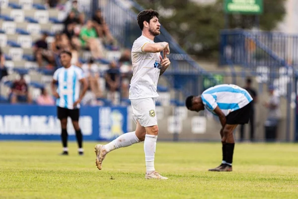 Candangão: com três gols anulados, Samambaia vence e volta ao G4