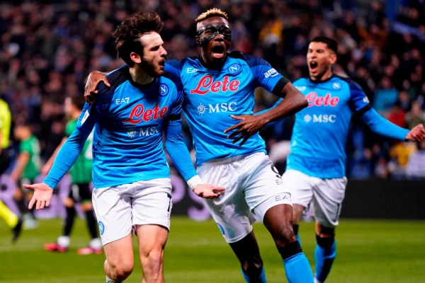 Napoli ganha mais uma e torcida faz contagem regressiva por título