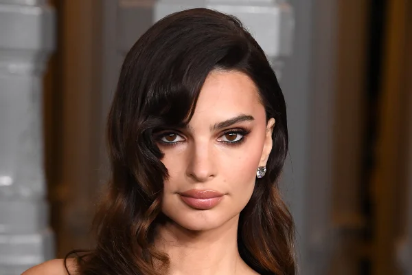Emily Ratajkowski no 2024 LACMA Art + Film Gala