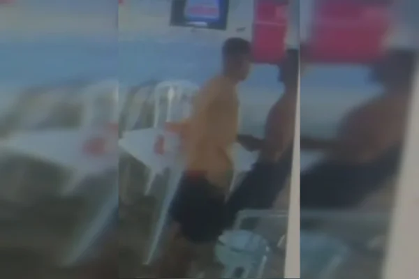 Imagens mostram execução de homem em frente a distribuidora no DF