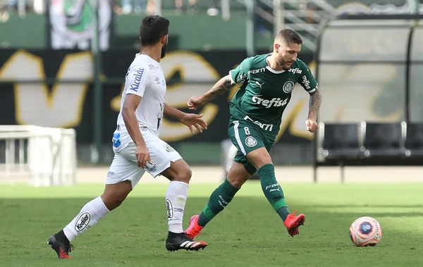 Antes da Libertadores, Santos e Palmeiras empatam em bom clássico