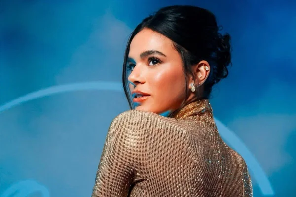 bruna marquezine repete vestido kim kardashian