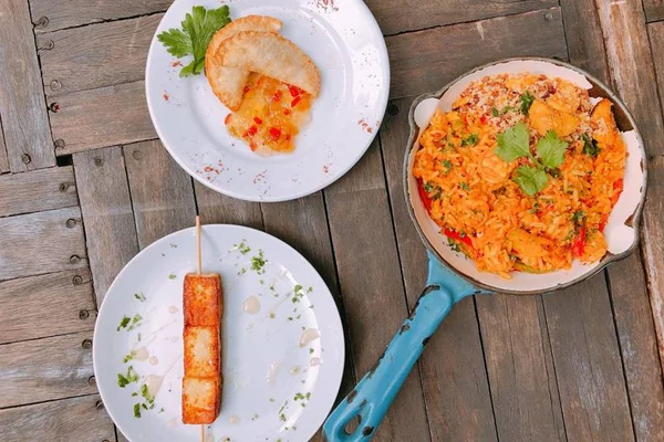 Loca Como Tu Madre lança menu assinado por Juliana Braga