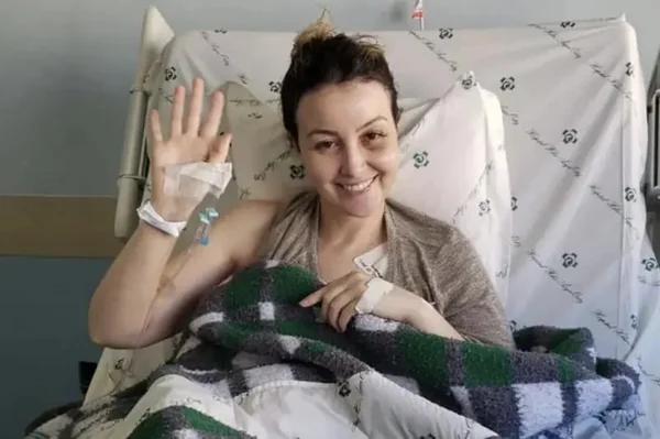 Médica Mariana Fossati recebeu alta do hospital no dia 27 de abril