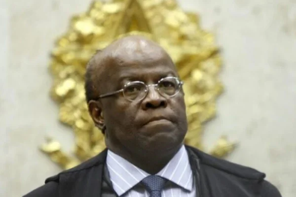 Foto colorida do ex-ministro do STF Joaquim Barbosa - Metrópoles