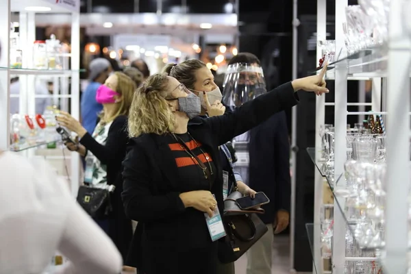 Mesmo com pandemia, maior feira de décor do país prevê alta nas vendas