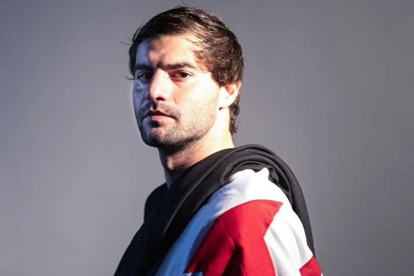 Vasco anuncia a contratação do volante Santiago Sosa, do Racing