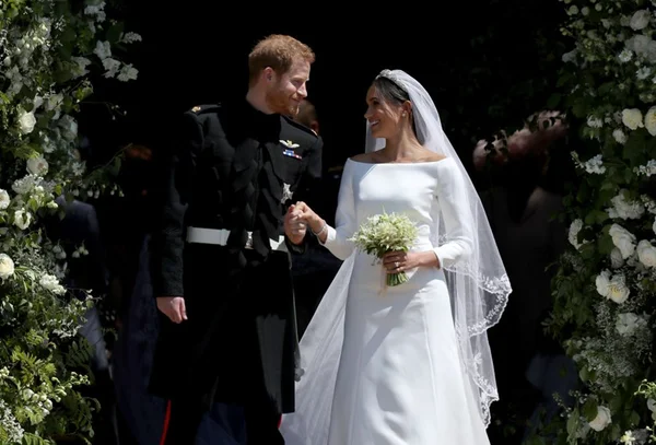 Rainha dá presente milionário para Meghan Markle e príncipe Harry