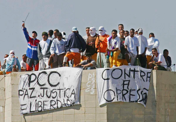 Chegada de líderes do PCC fortalece facção no DF e alerta autoridades