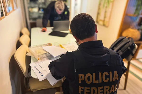 PF faz operação contra vazamento e venda de dados de pacientes do SUS