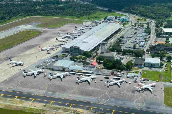 imagem colorida. Aeroporto de Belém