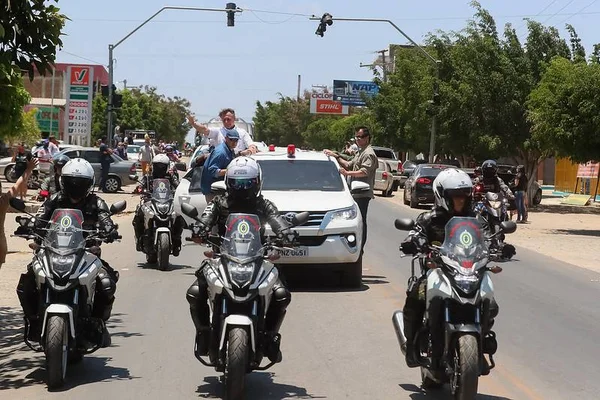 Em busca de popularidade, Bolsonaro anuncia mais agendas no Nordeste - destaque galeria