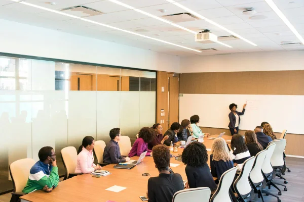 O que as pequenas empresas podem aprender com as grandes marcas?