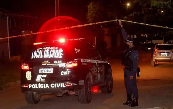 Mulher desmaia após ser agredida durante assalto no DF