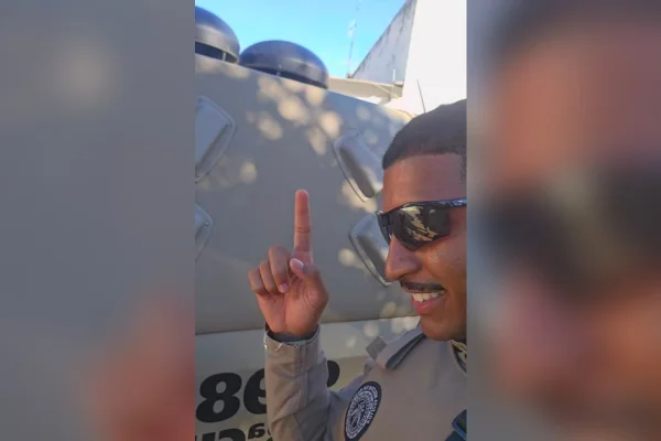 Preso por tráfico canta louvor em camburão: “Vem como em Pentecostes”