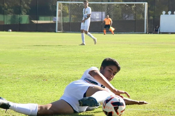 Confira resultados dos jogos de ida da semifinal do Candangão Sub-15