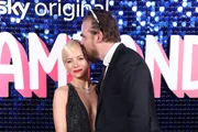 As novas canções de Lily Allen deixaram as redes sociais em polvorosa com as indiretas a David Harbour As novas canções de Lily Allen deixaram as redes sociais em polvorosa com as indiretas a David Harbour