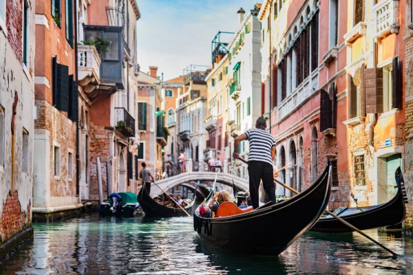 gondolas em Veneza na Itália