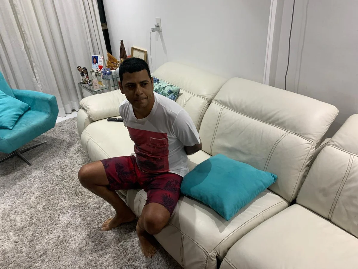 Bando usava cartões corporativos desviados para abastecer bailes no RJ - imagem 1 Bando usava cartões corporativos desviados para abastecer bailes no RJ - imagem 1
