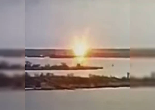 Navio foi atingido por míssil russo