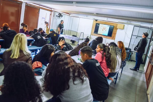 Bolsonaro diz que desempenho do Brasil no Pisa é “horrível”