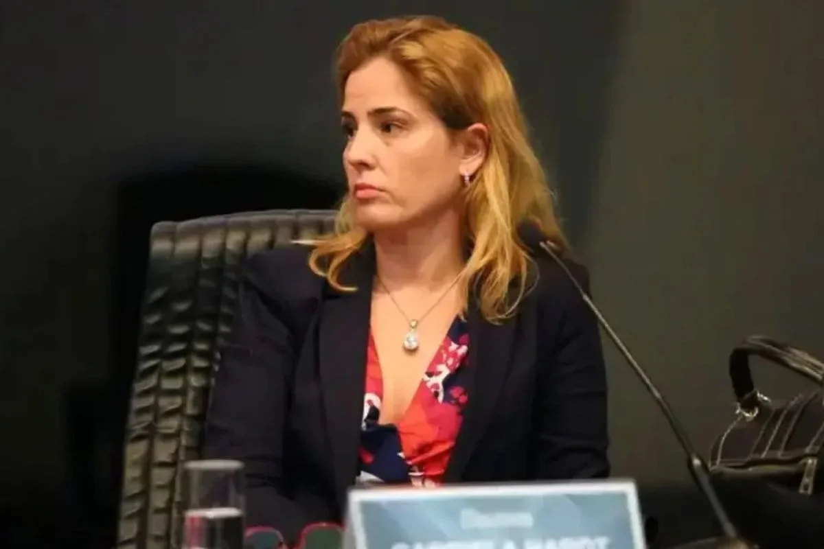 CNJ afasta Gabriela Hardt, ex-juíza da Lava Jato, por 2 anos