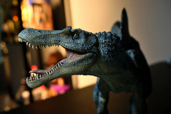 Imagem colorida de dinossauro - Metrópoles