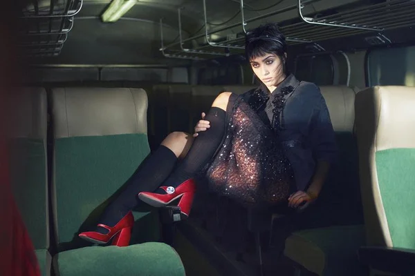 Lourdes Leon posa para campanha de primavera/verão 2019 da Miu Miu
