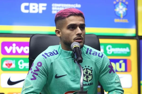Yan Couto, lateral da Seleção Brasileira