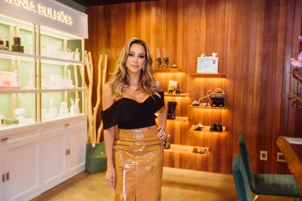 Elaine Catta Preta reúne convidadas em coquetel da Holy Bsb