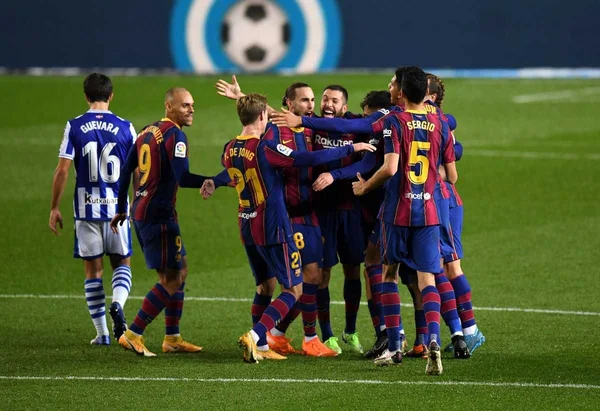 Barcelona vence no Espanhol