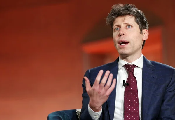 Sam Altman, CEO da OpenAI, discursa durante a Cúpula de Infraestrutura da BlackRock - Metrópoles