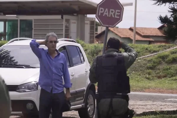 Asa Norte: após ferir o filho, homem recarregou arma para matar mulher