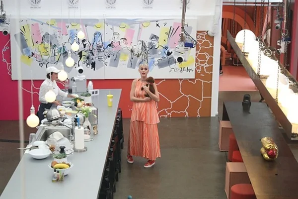 Katy Perry faz seu “Big Brother” e conta qual ex é o melhor na cama - destaque galeria